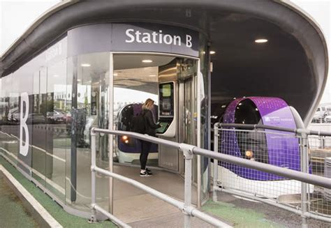 heathrow hotel with pod to terminal 5.